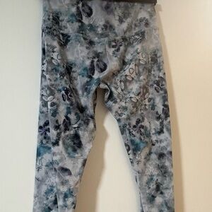 Lululemon Leggings size 6